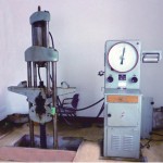 常溫金屬拉伸試驗機<br />Room temperature tensile testing machine